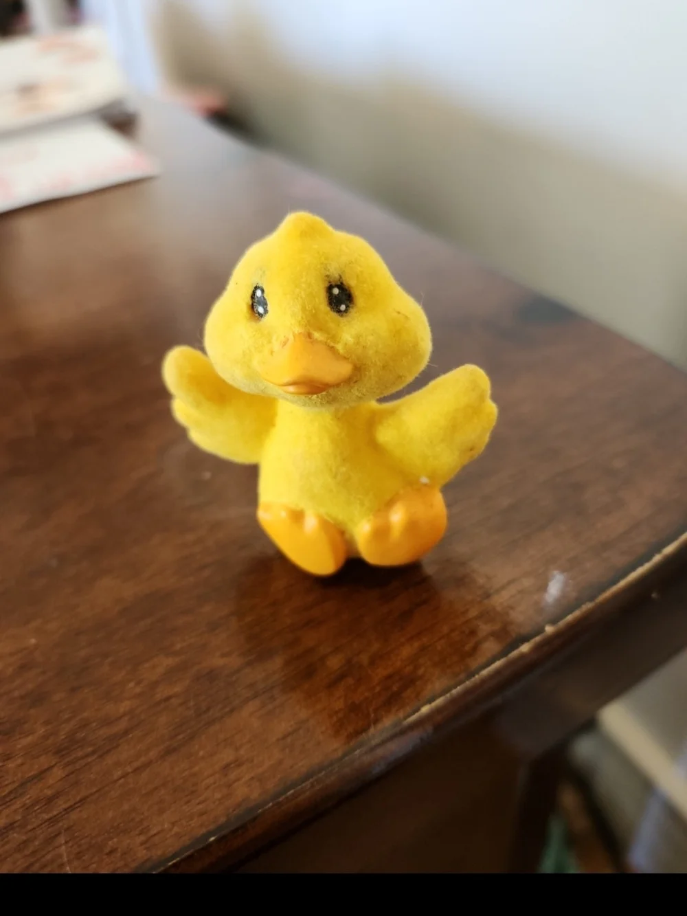 VINTAGE HALLMARK FLOCKED MINIATURE YELLOW DUCK EASTER FIGURINE
